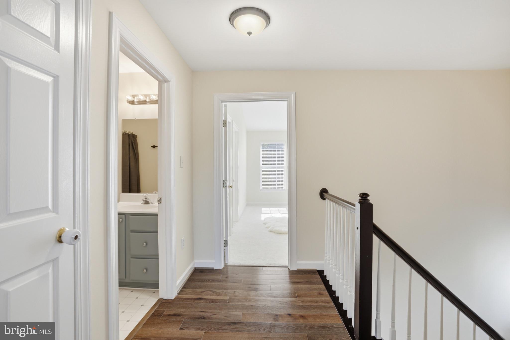 CENTRE RIDGE - Residential
