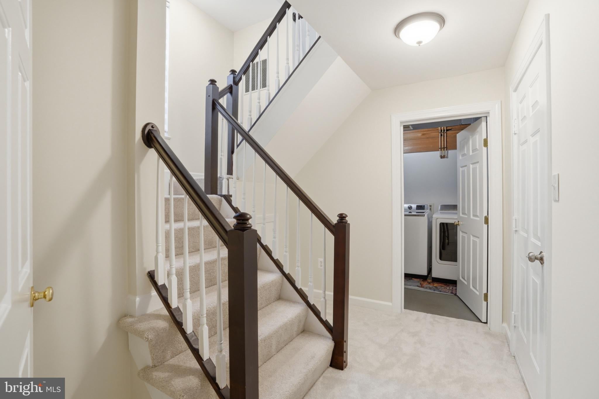 CENTRE RIDGE - Residential