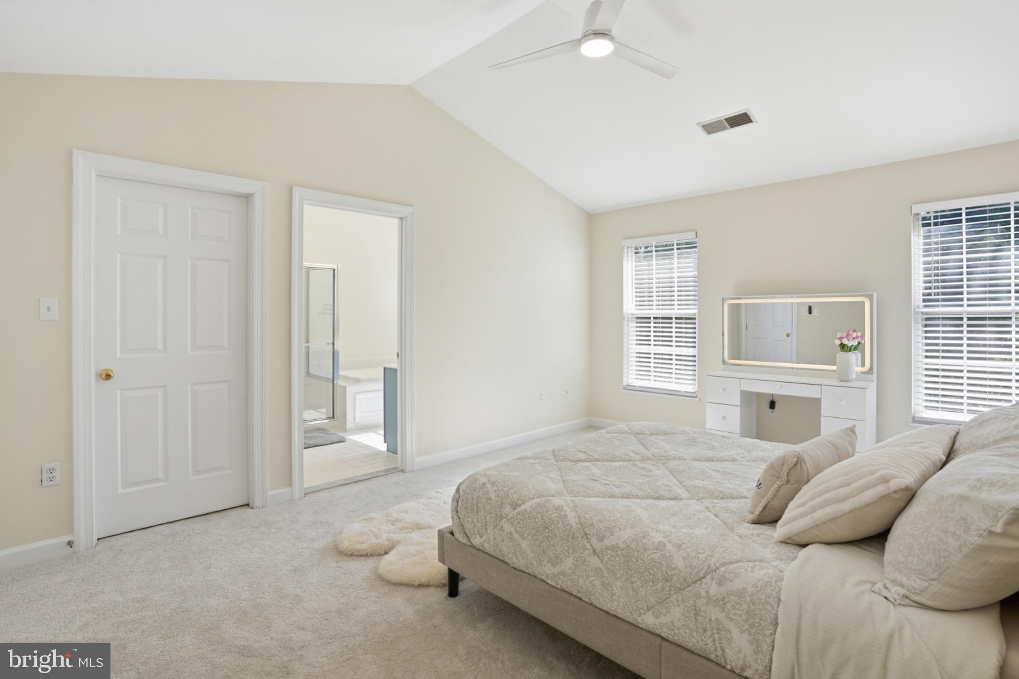CENTRE RIDGE - Residential