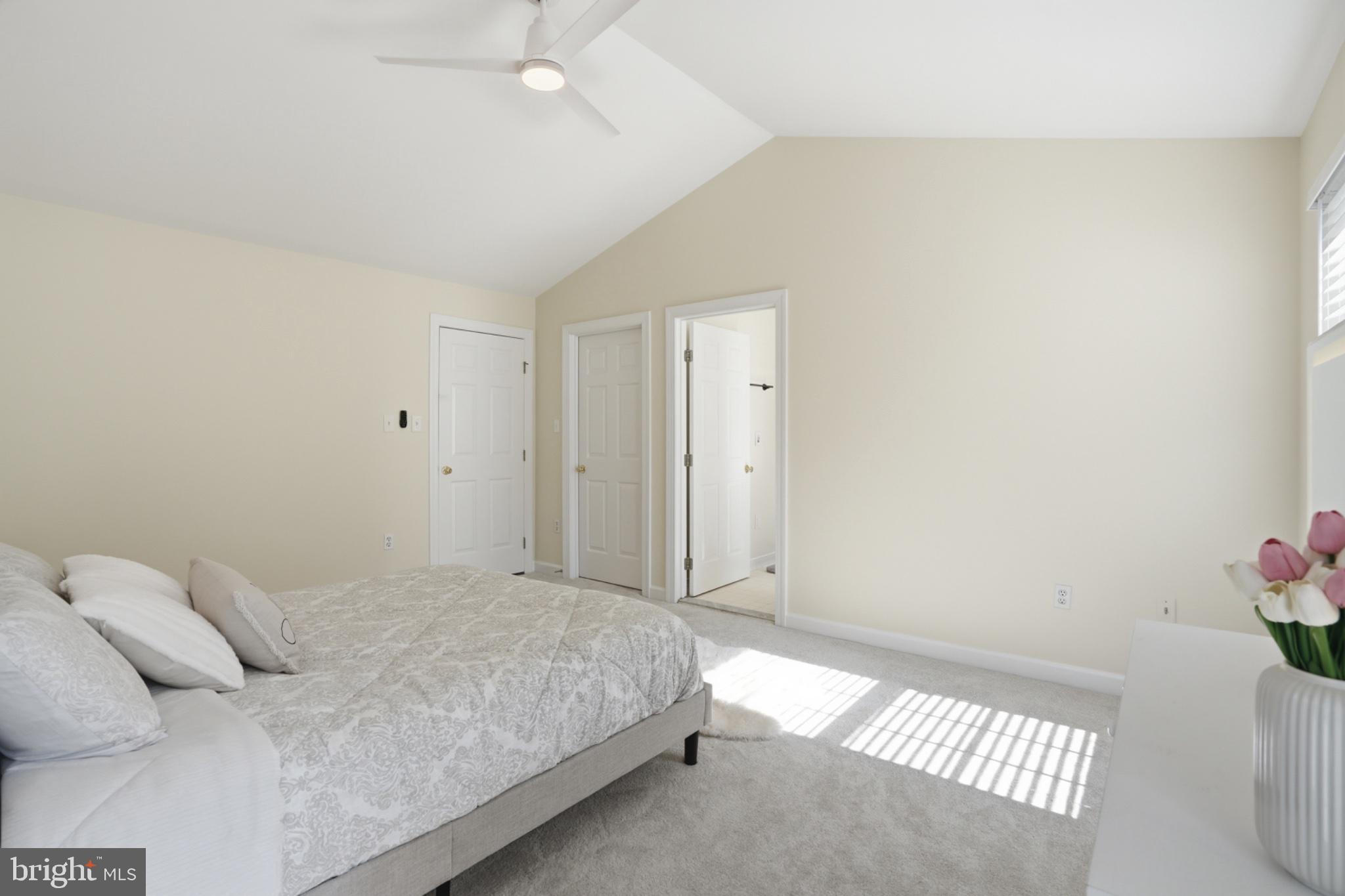 CENTRE RIDGE - Residential