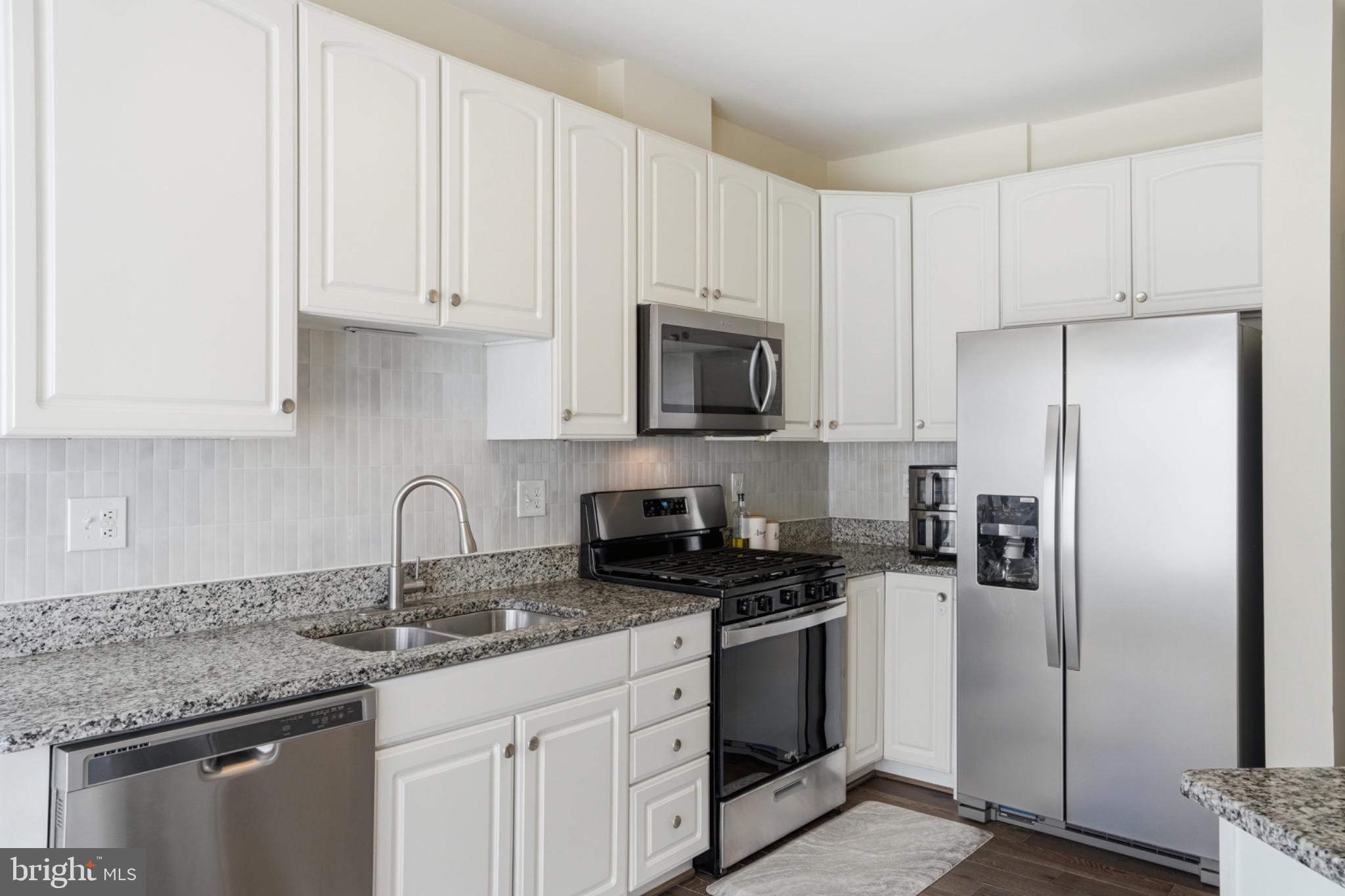 CENTRE RIDGE - Residential
