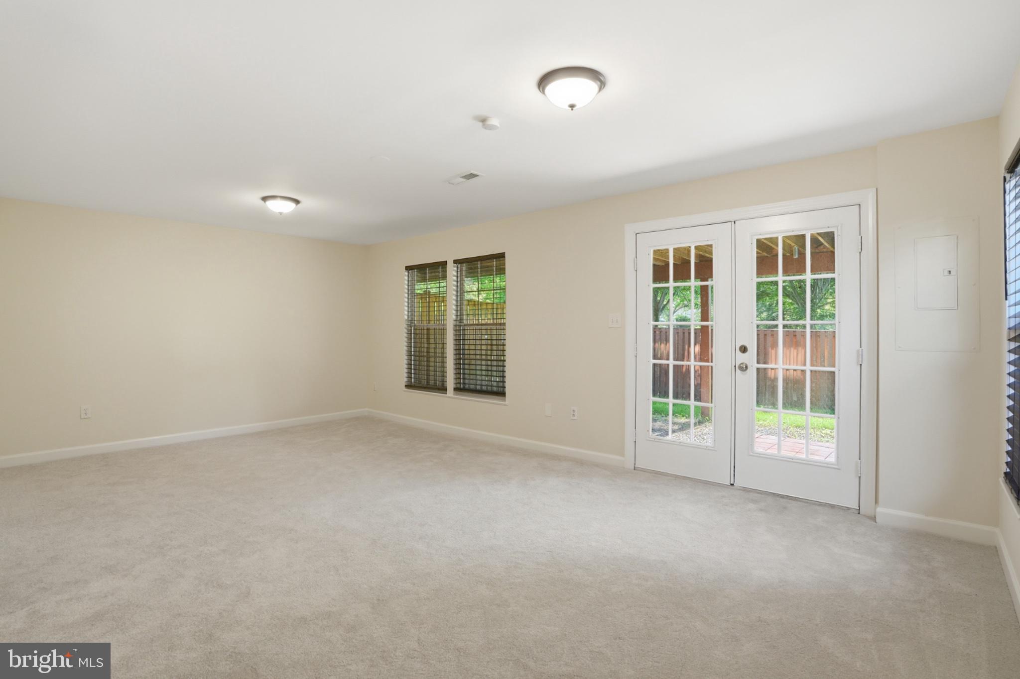 CENTRE RIDGE - Residential