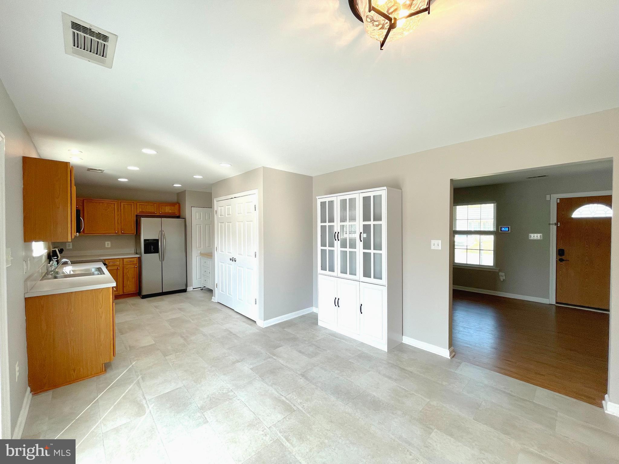 813 YARDLEY DRIVE