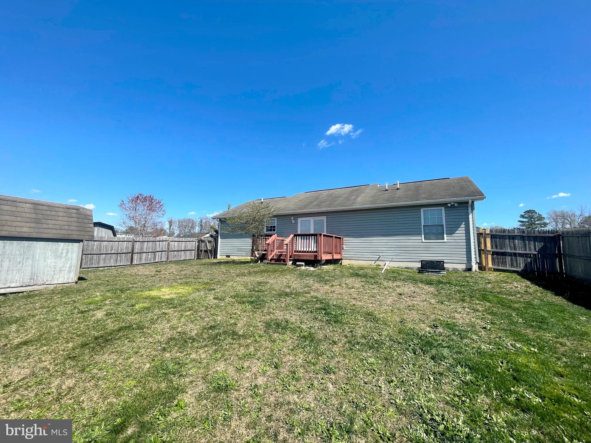 YARDLEY HILLS - Residential Lease