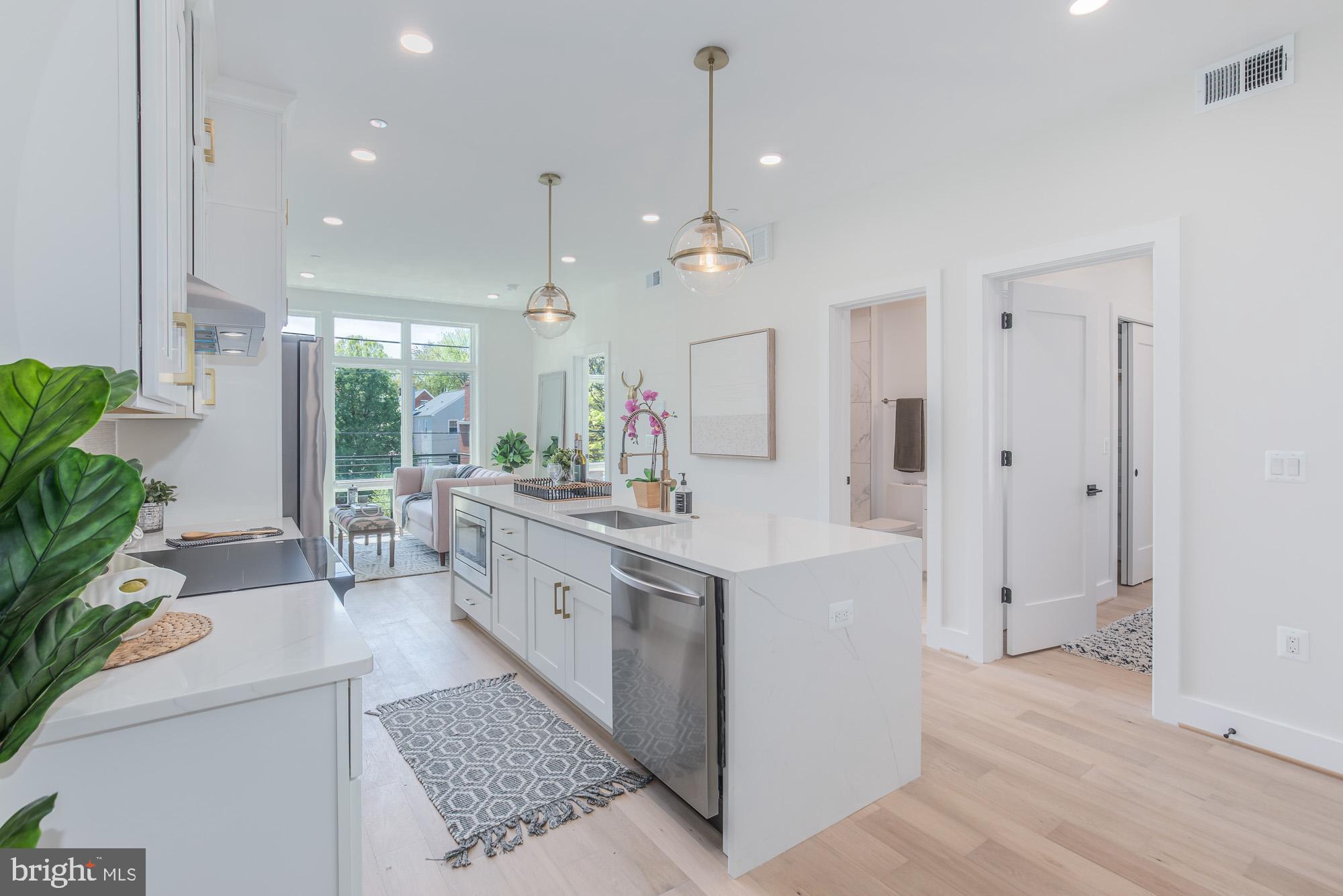 4347 HARRISON STREET NW 5