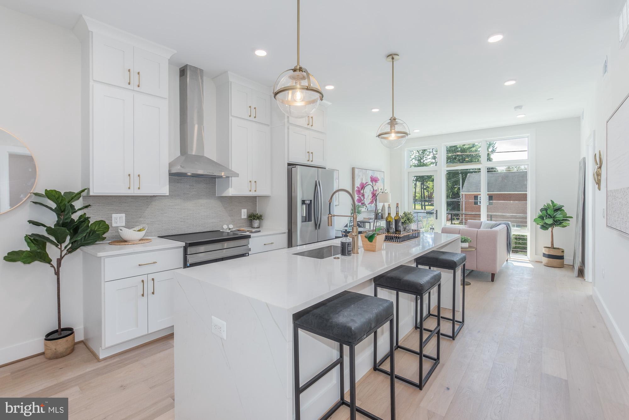 4347 HARRISON STREET NW 5