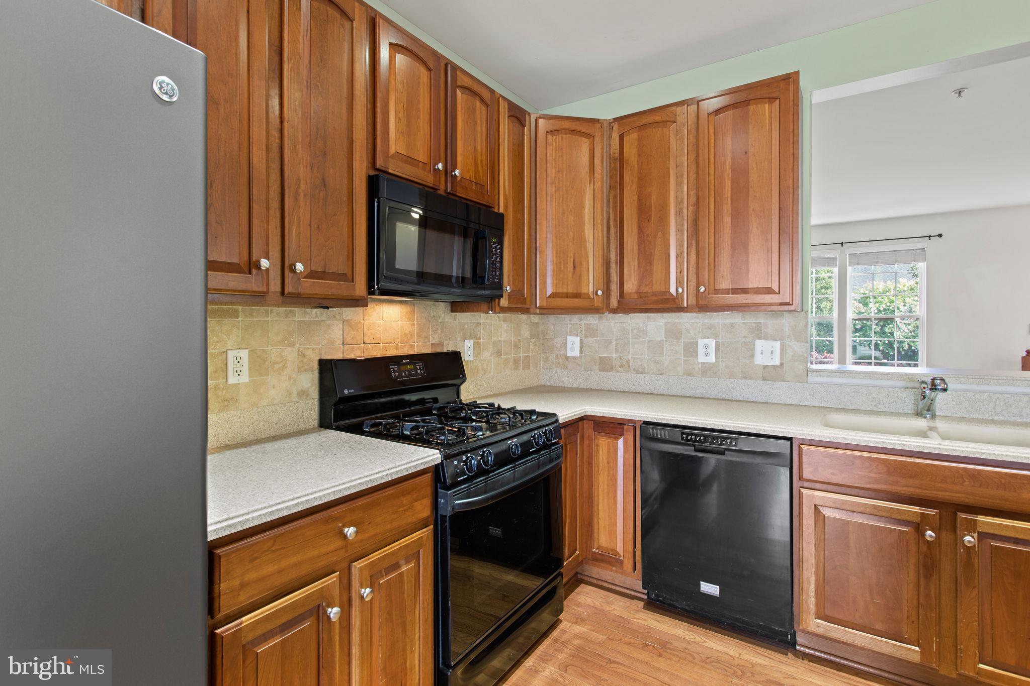 GALYN MANOR - Residential