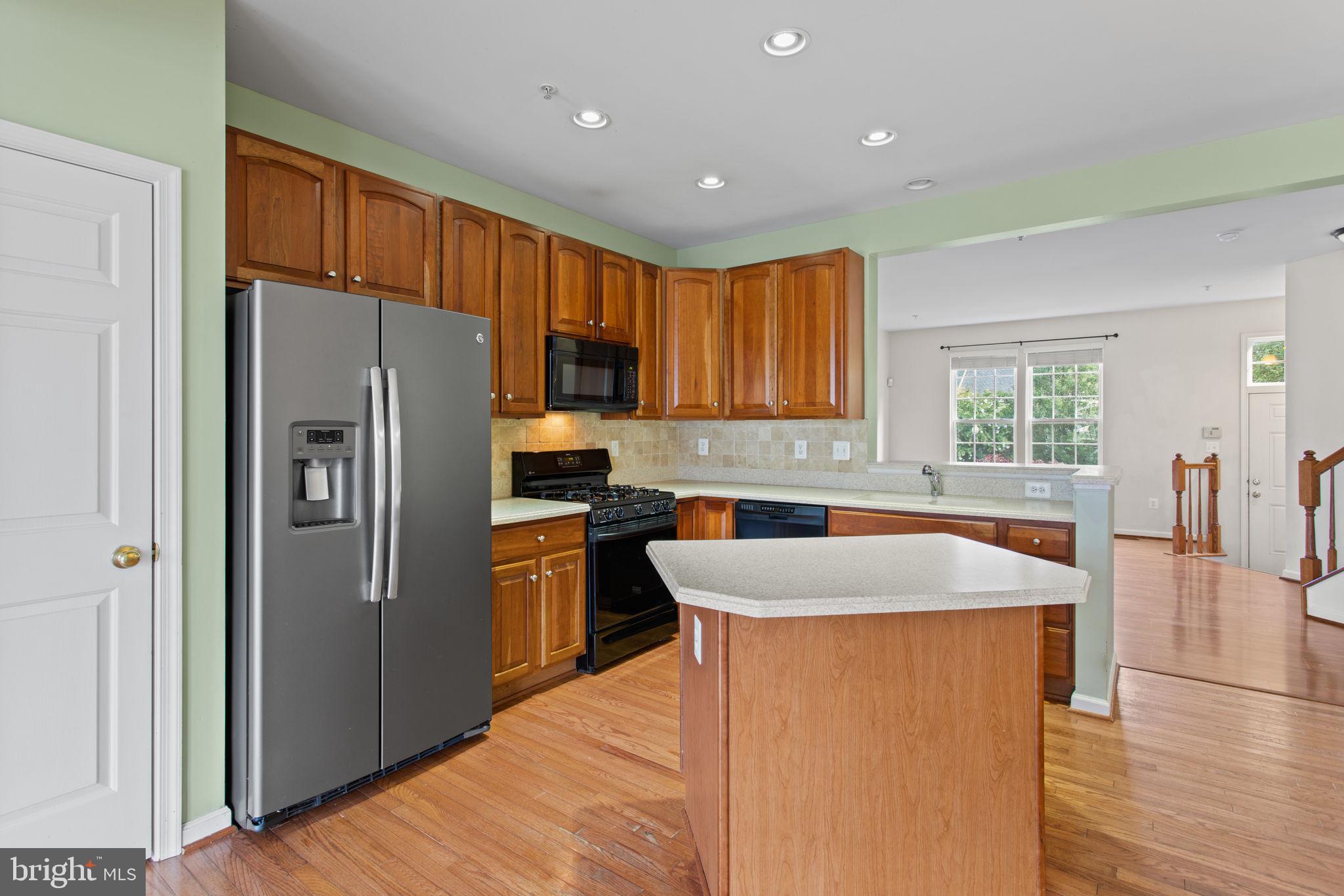 GALYN MANOR - Residential