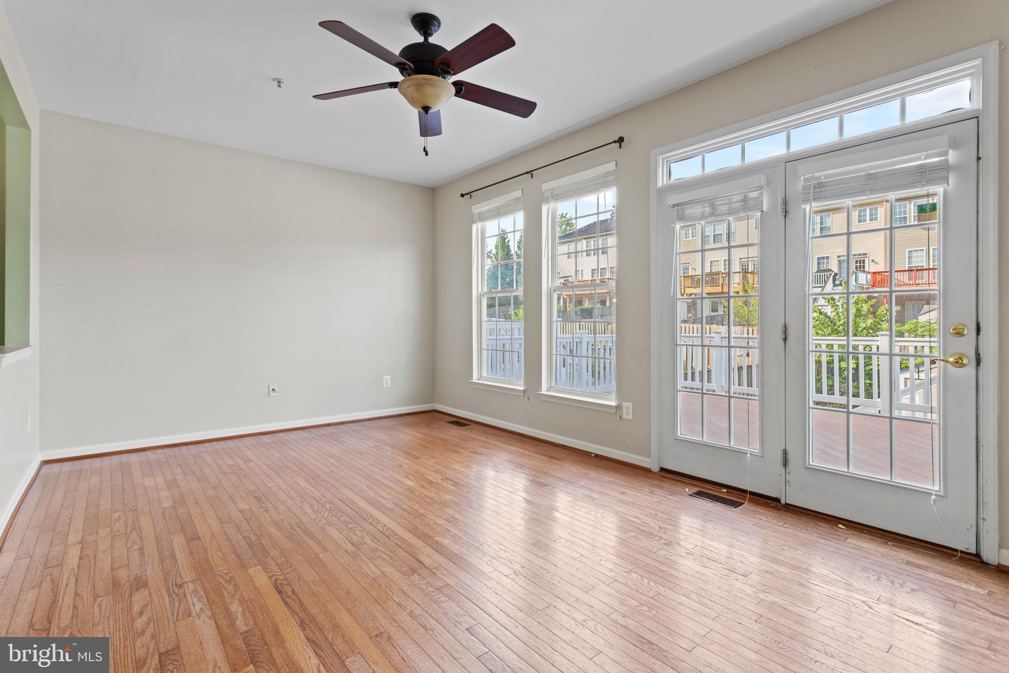 GALYN MANOR - Residential