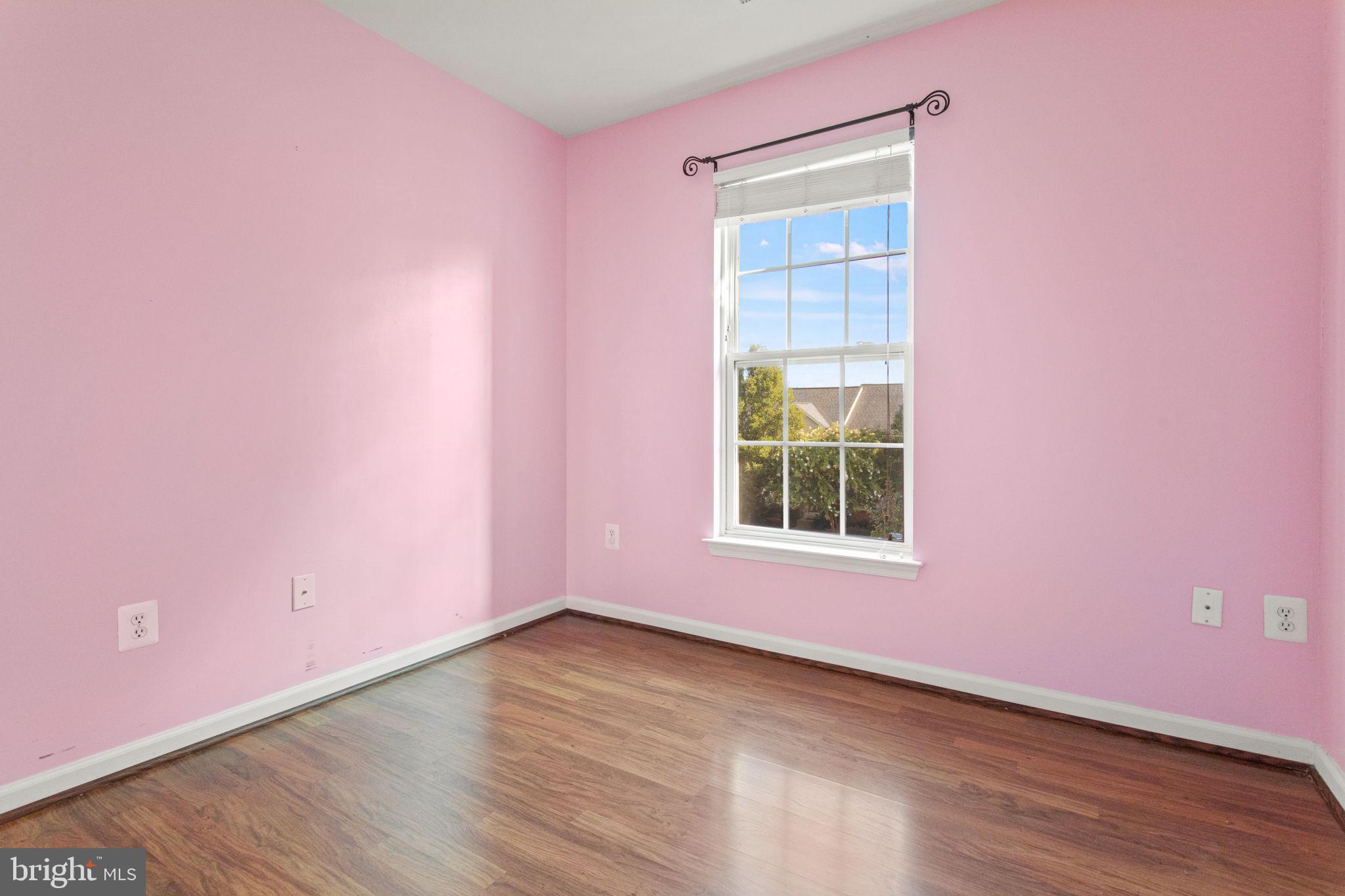 GALYN MANOR - Residential