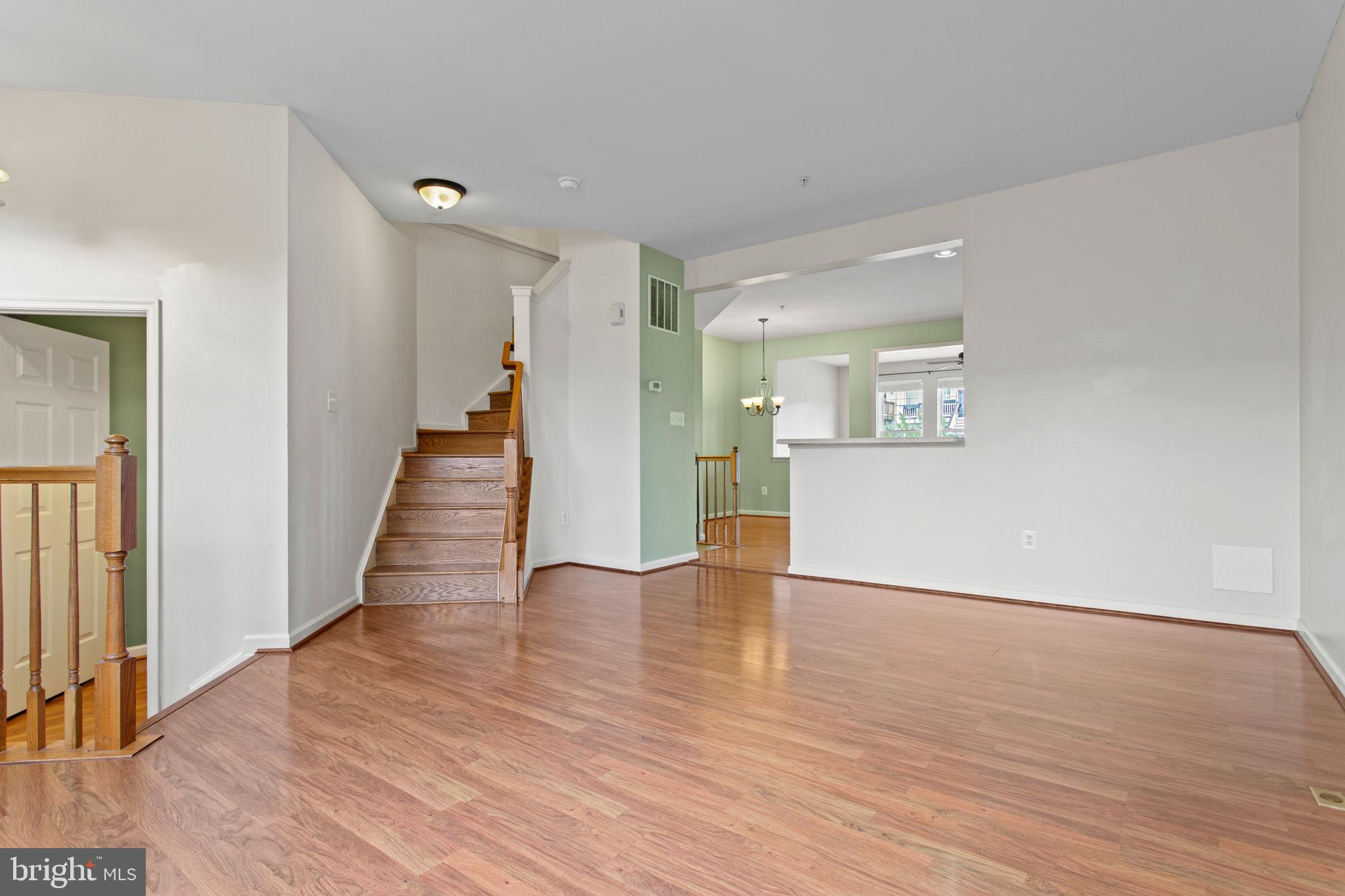 GALYN MANOR - Residential