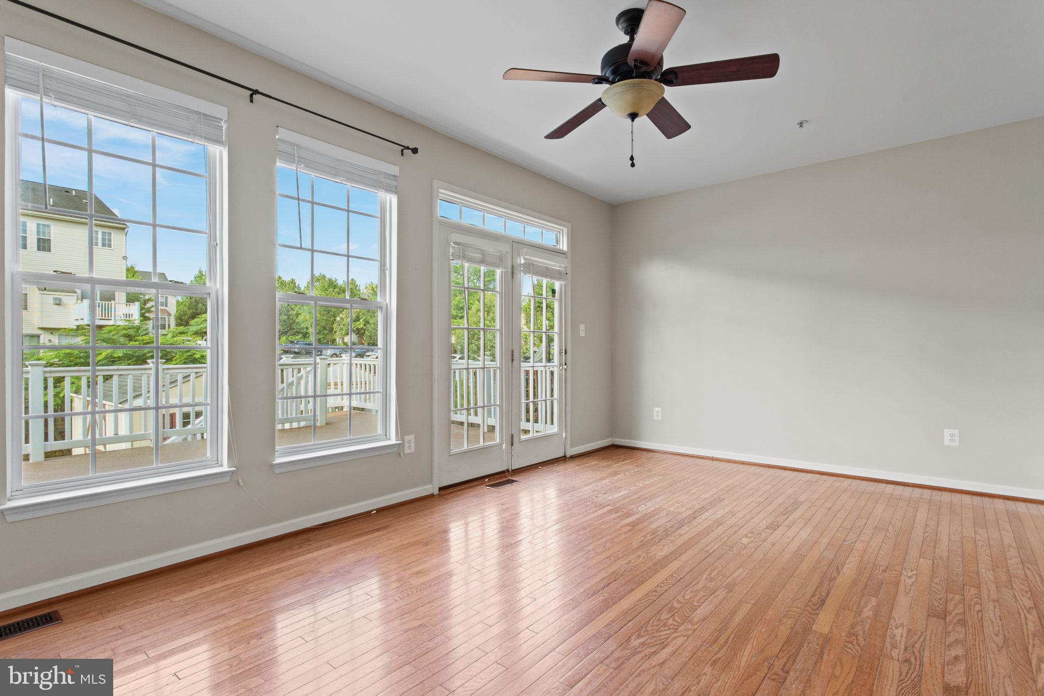 GALYN MANOR - Residential