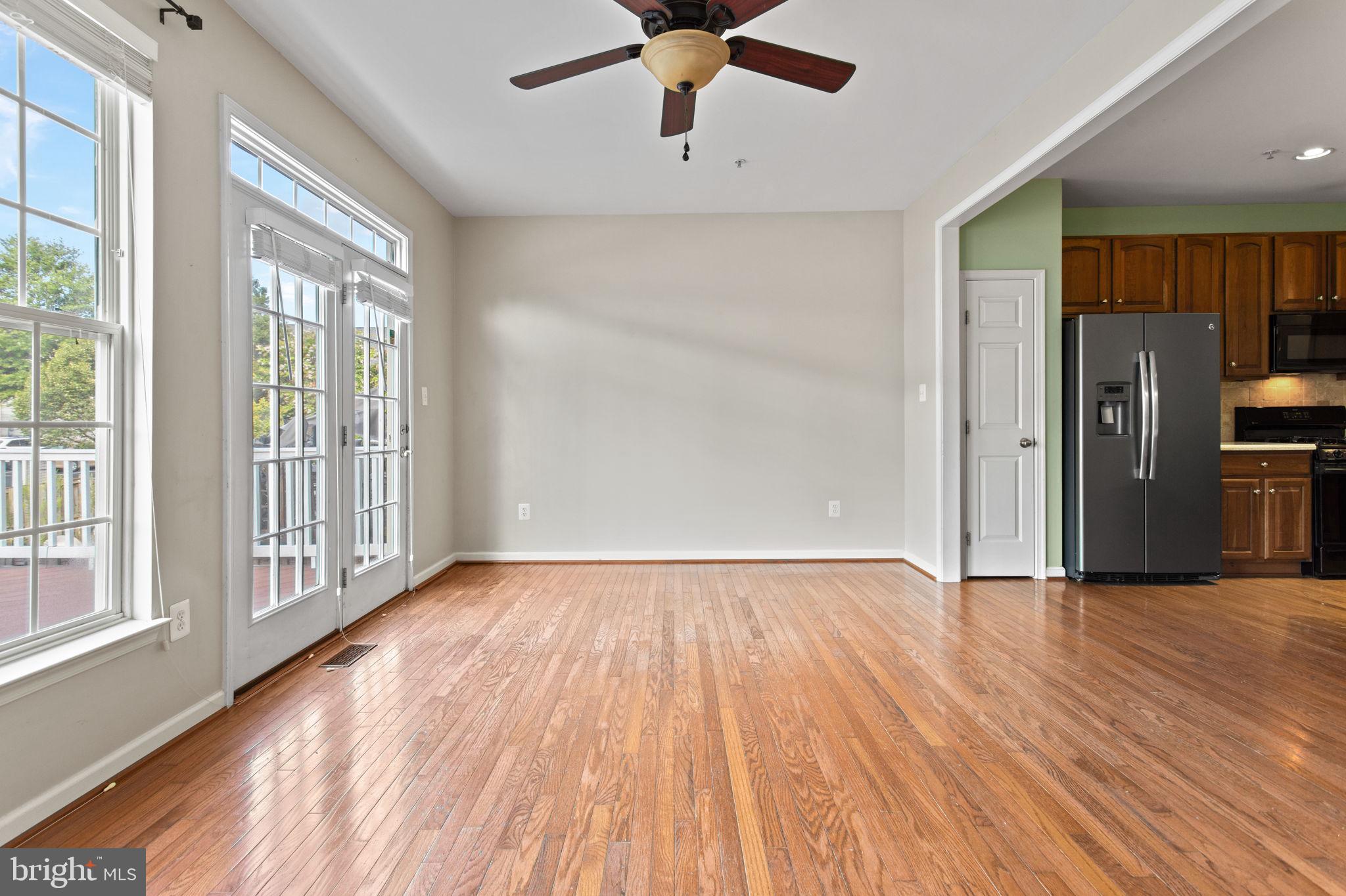 GALYN MANOR - Residential