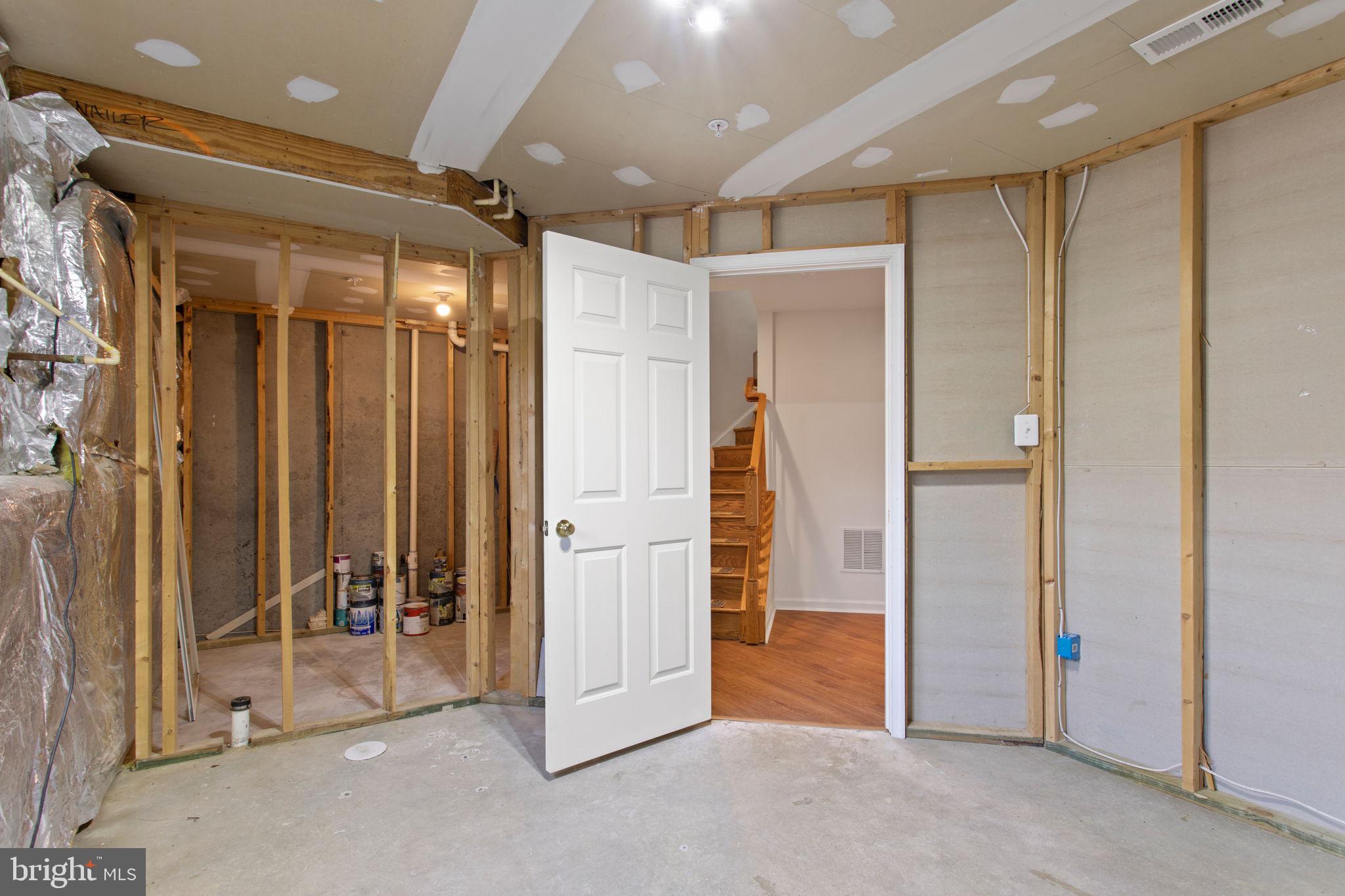 GALYN MANOR - Residential