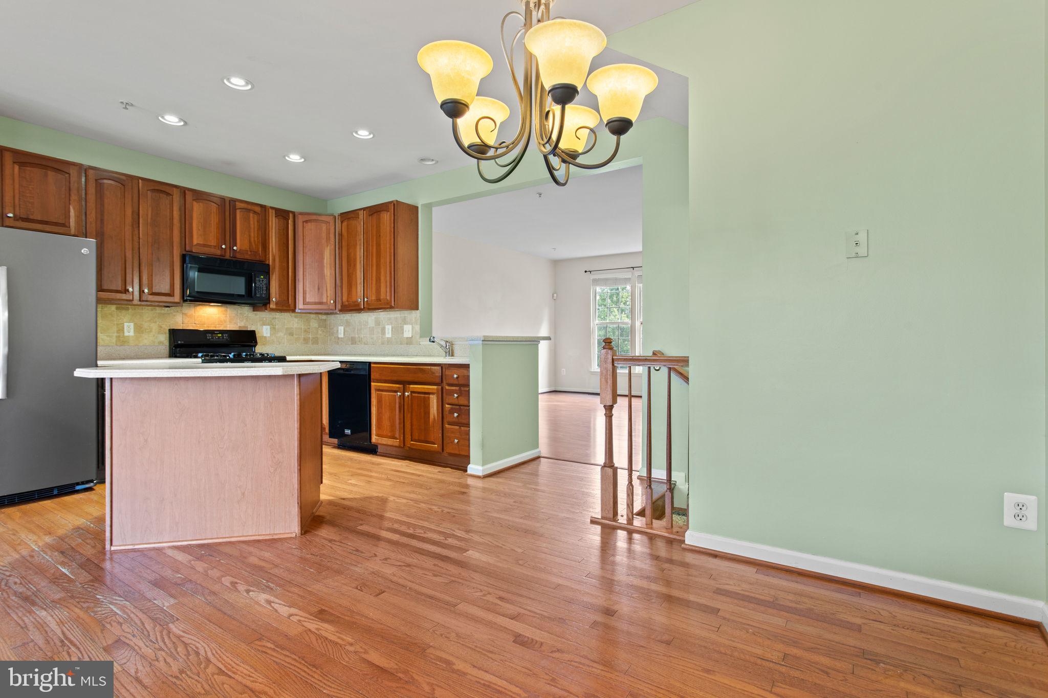 GALYN MANOR - Residential