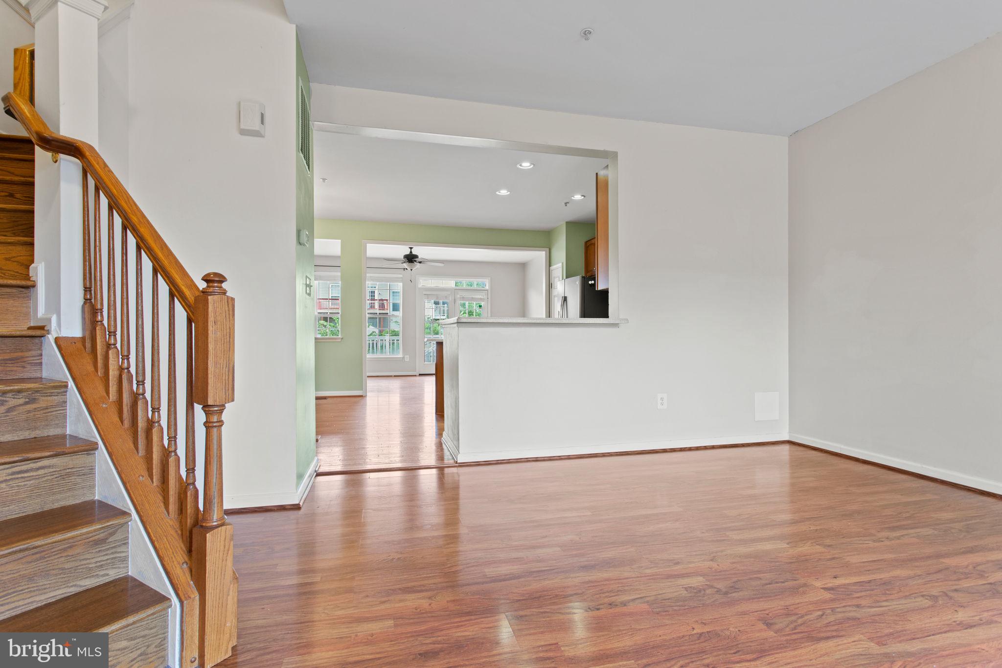 GALYN MANOR - Residential