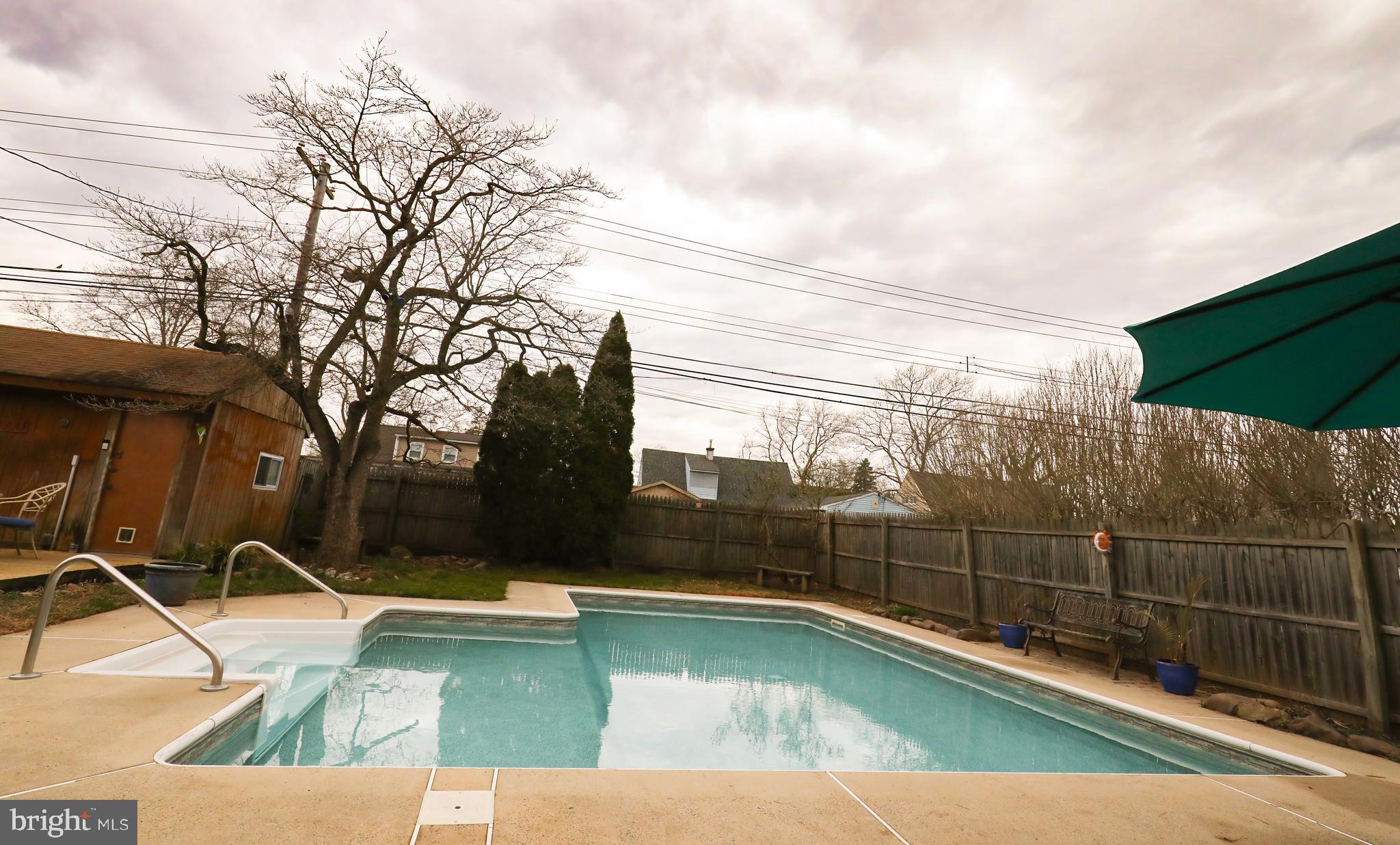 KENWOOD - Residential