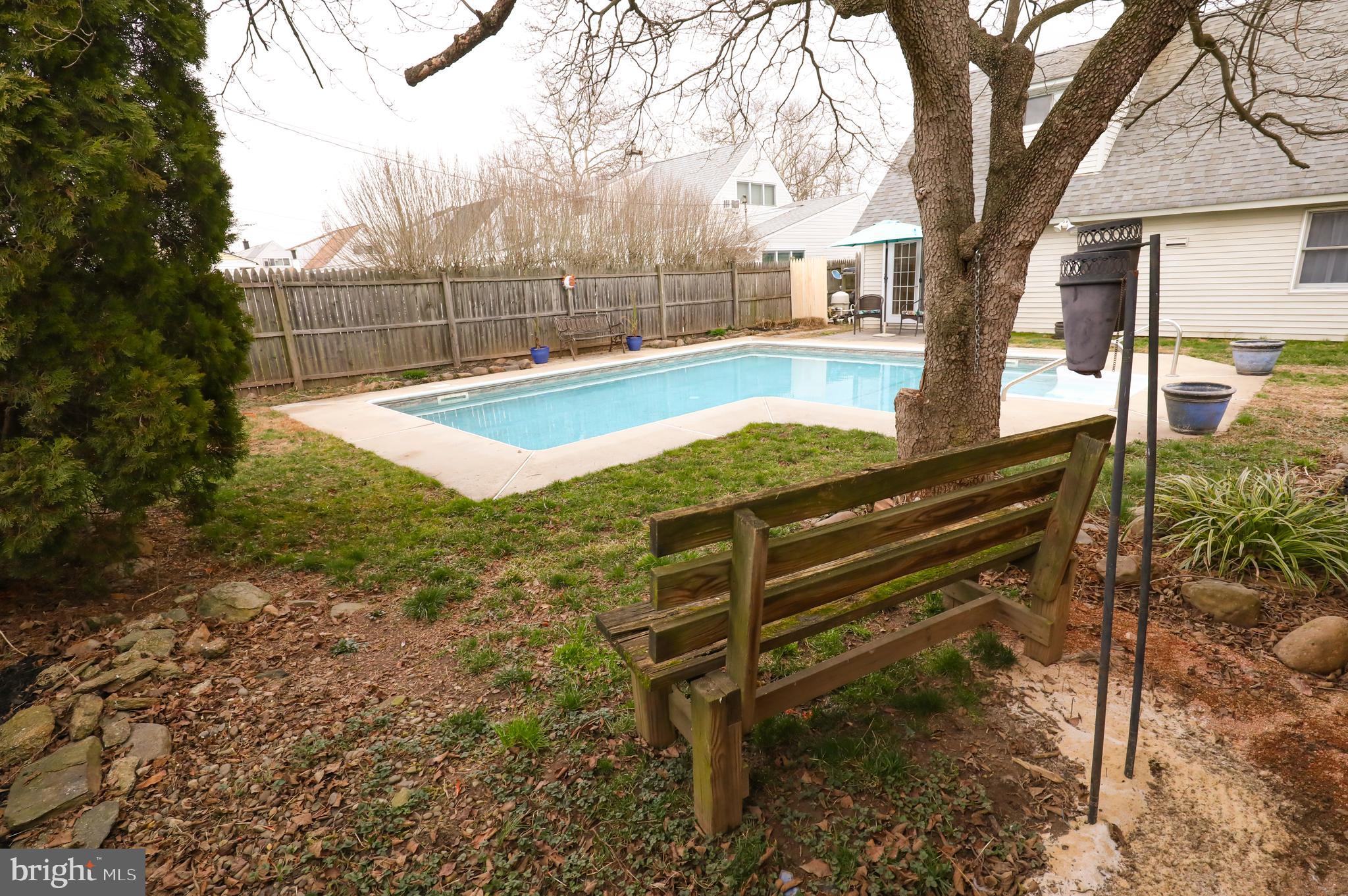 KENWOOD - Residential