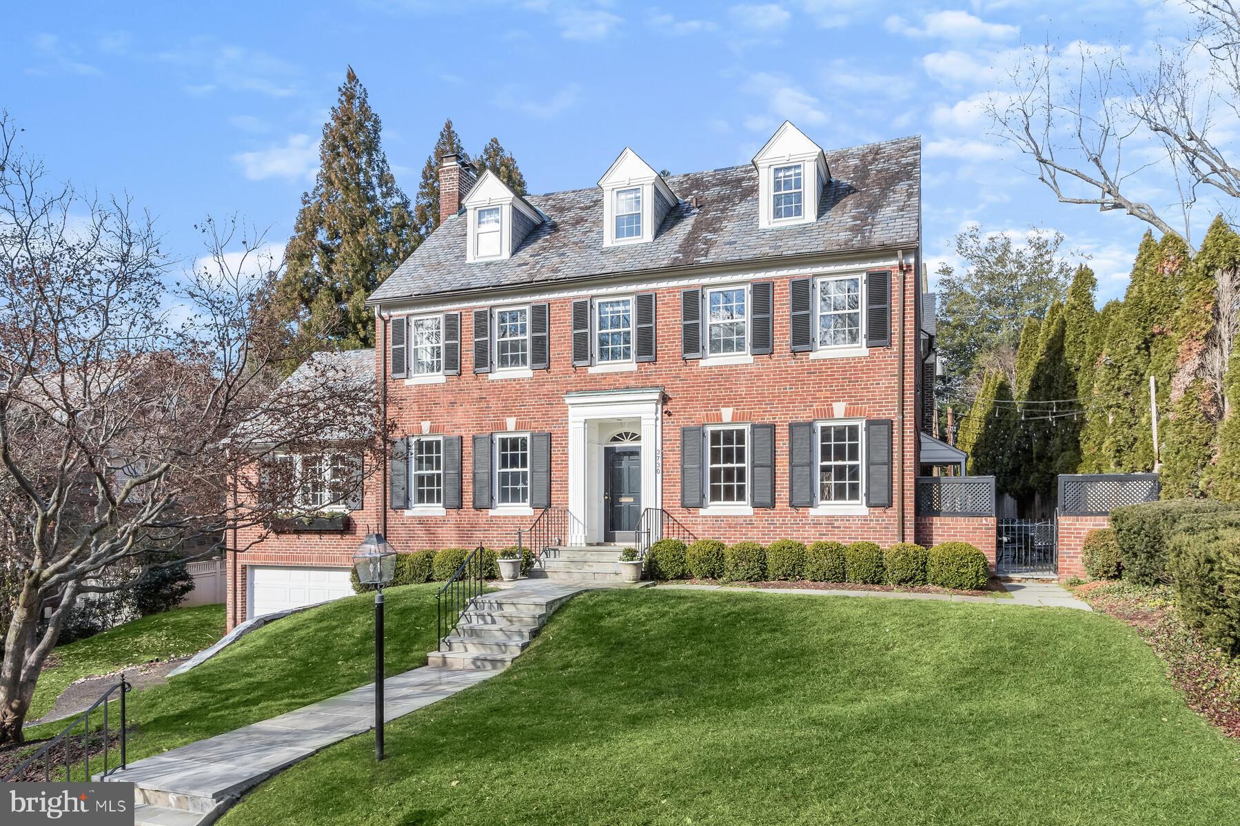 SPRING VALLEY - Residential