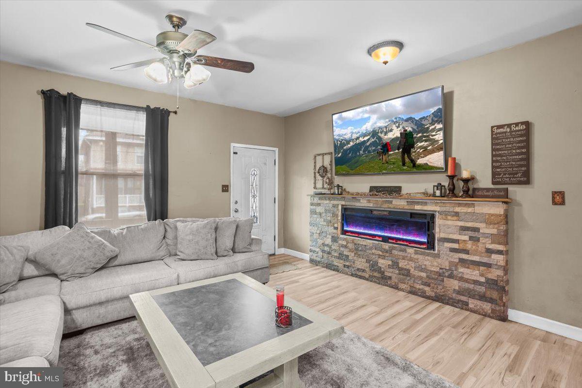 PORT CARBON - Residential