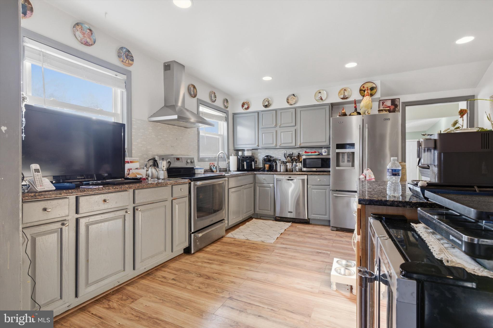 WHEATON WOODS - Residential