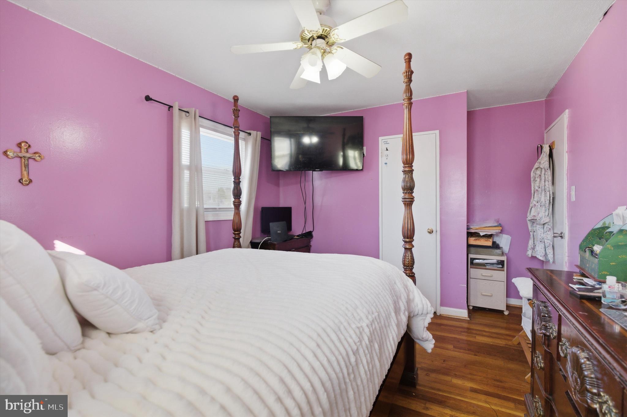 WHEATON WOODS - Residential