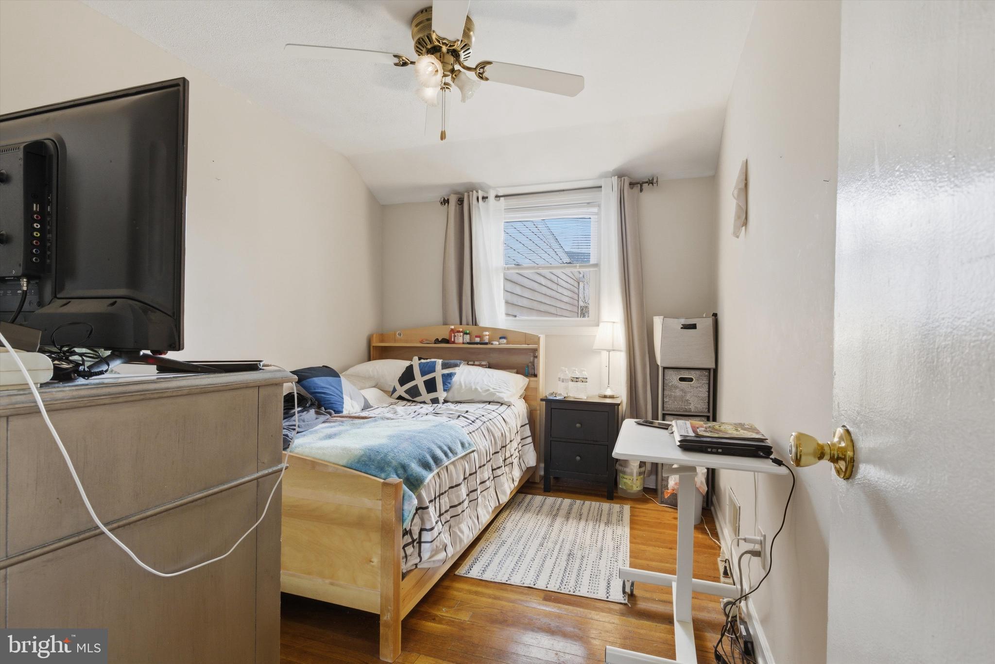 WHEATON WOODS - Residential