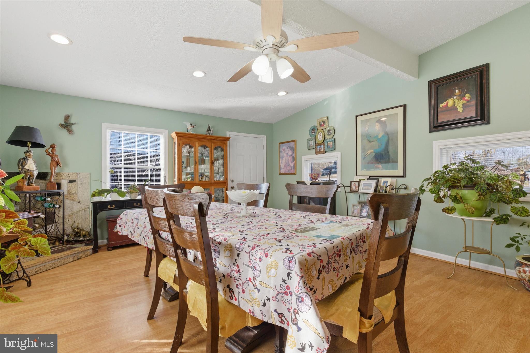 WHEATON WOODS - Residential