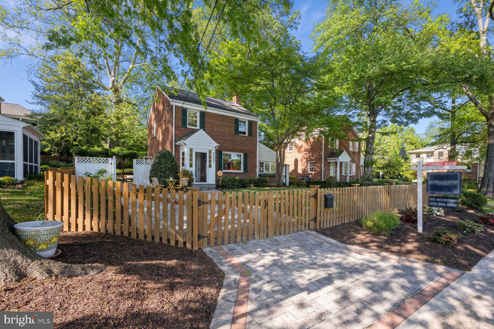 WESTBORO - Residential