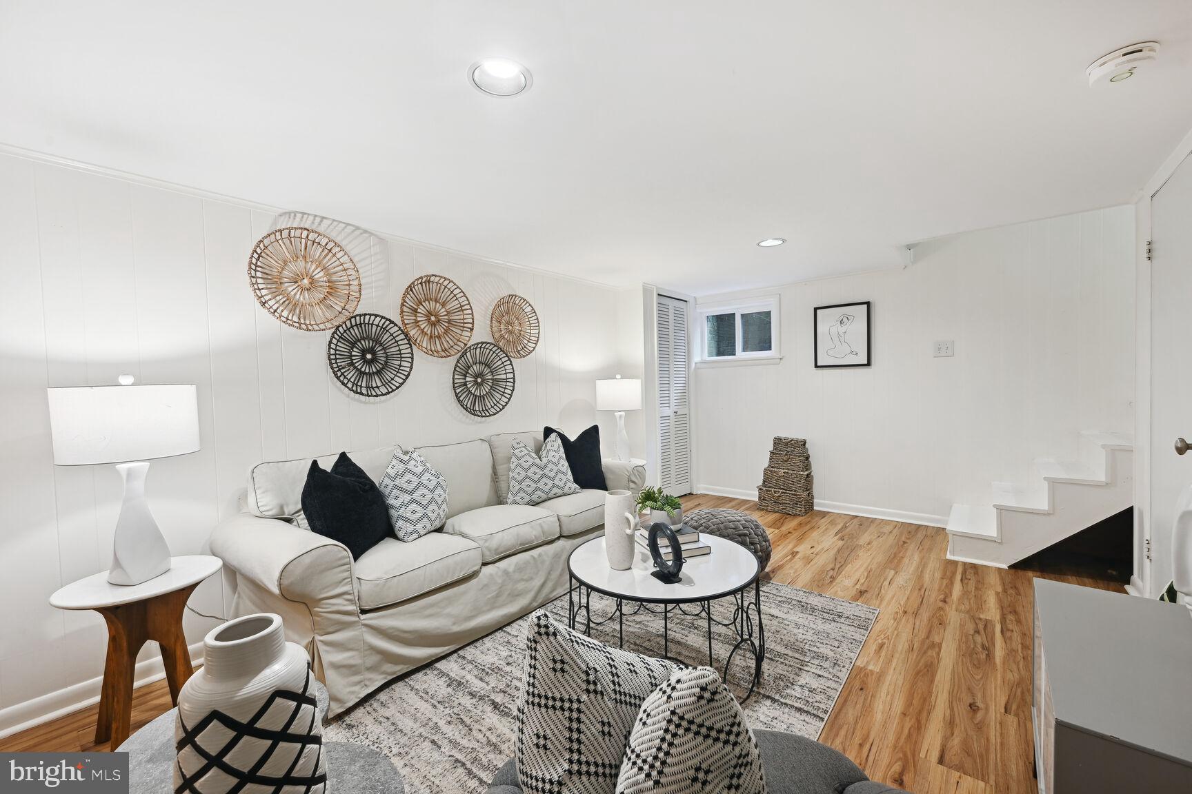 WESTBORO - Residential