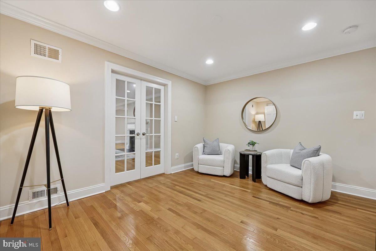 WEST CHEVY CHASE HEIGHTS - Residential