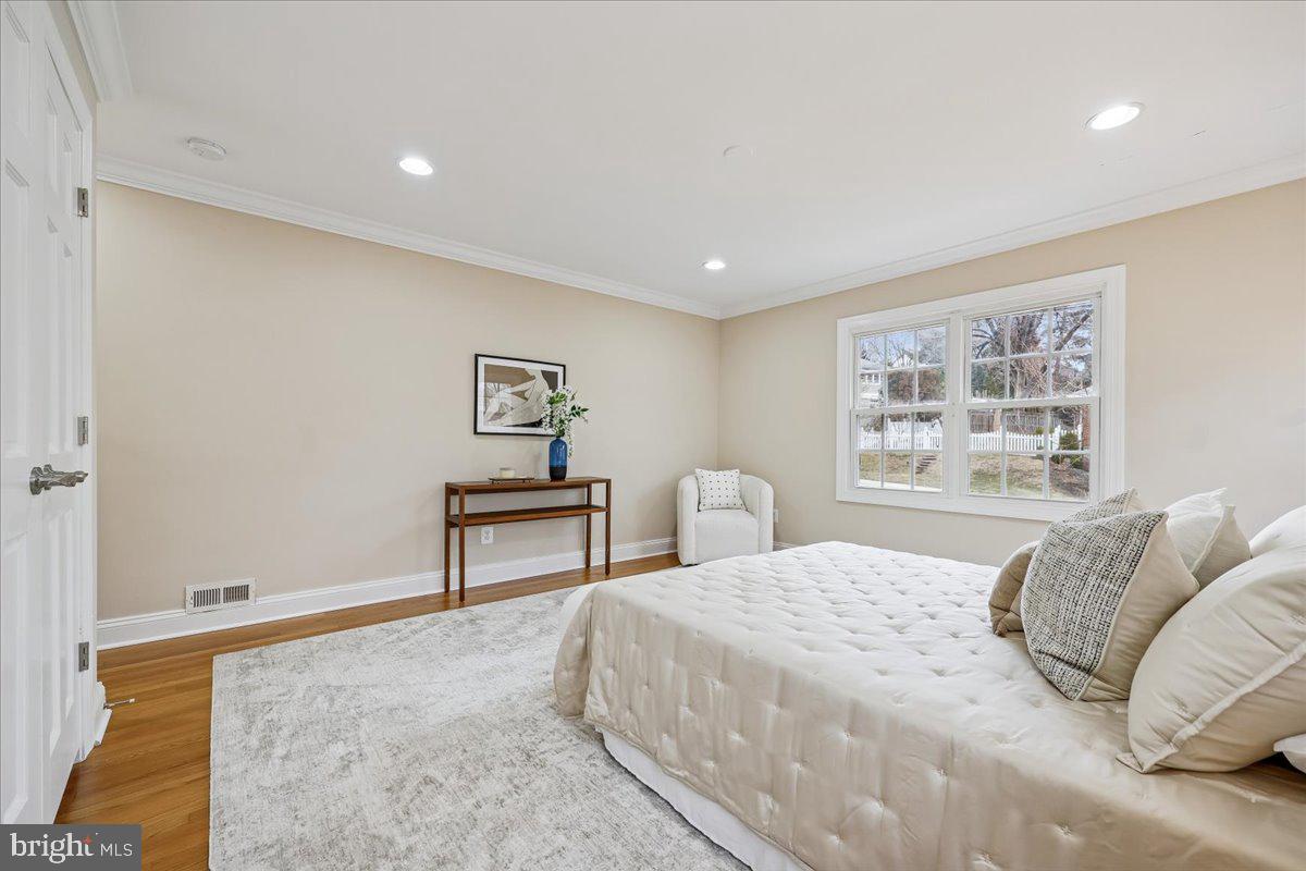 WEST CHEVY CHASE HEIGHTS - Residential