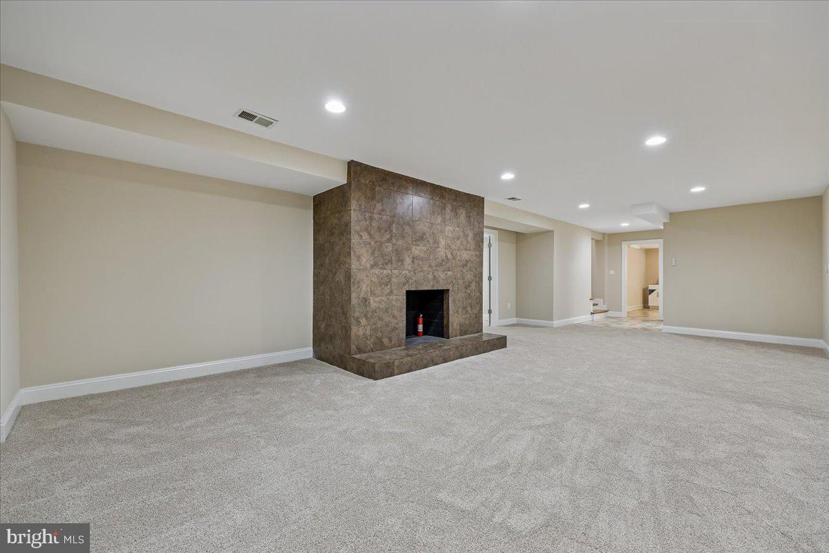 WEST CHEVY CHASE HEIGHTS - Residential