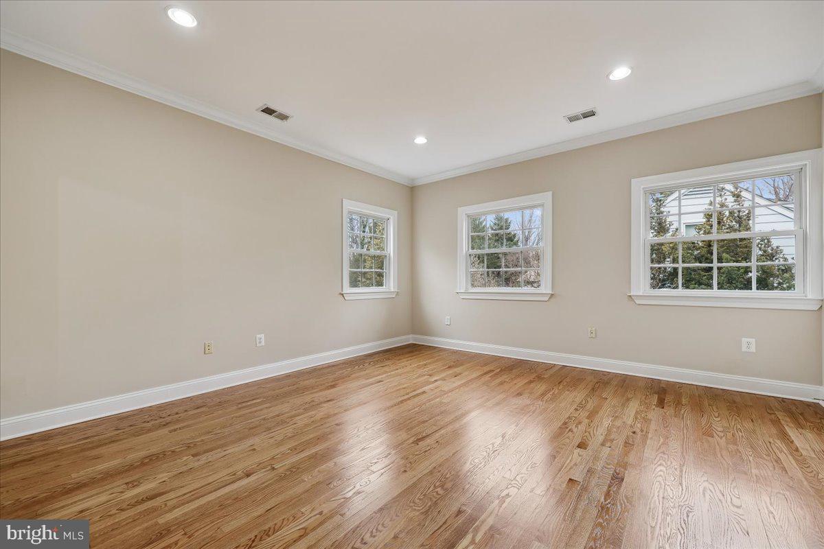 WEST CHEVY CHASE HEIGHTS - Residential