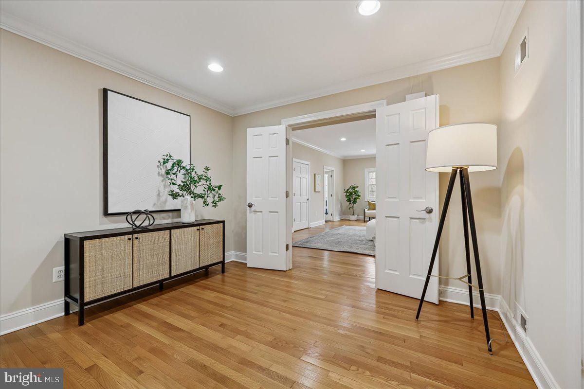 WEST CHEVY CHASE HEIGHTS - Residential