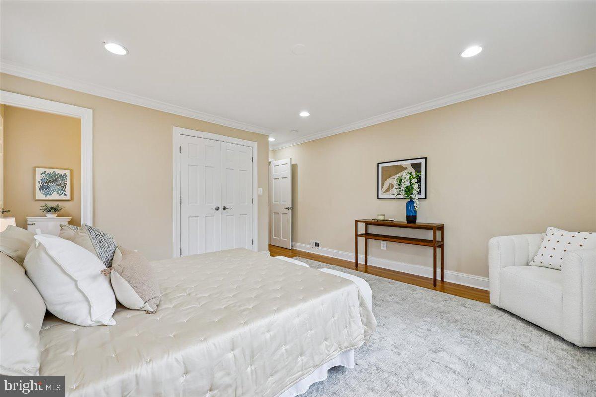 WEST CHEVY CHASE HEIGHTS - Residential