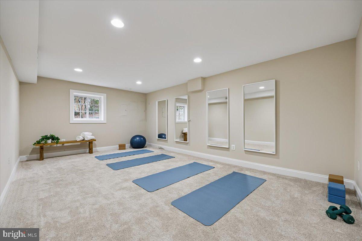 WEST CHEVY CHASE HEIGHTS - Residential