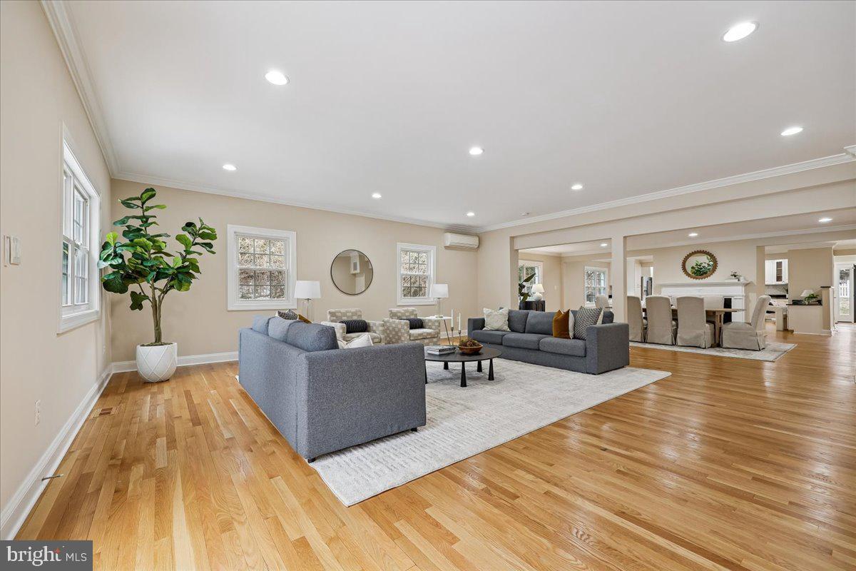 WEST CHEVY CHASE HEIGHTS - Residential