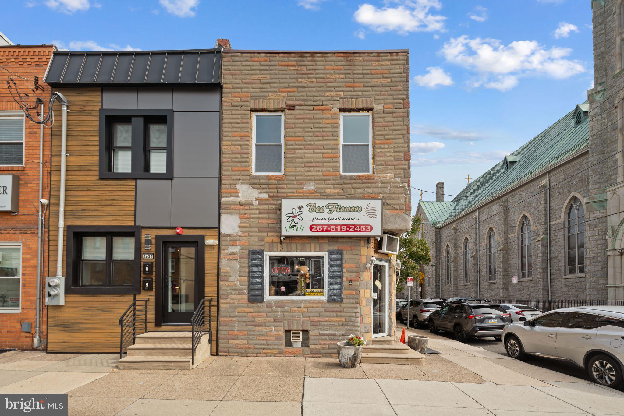 PORT RICHMOND - Residential Lease