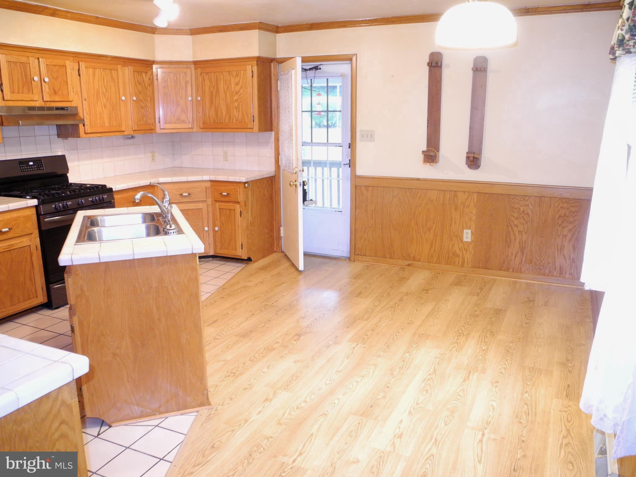 13204 DRAPER ROAD