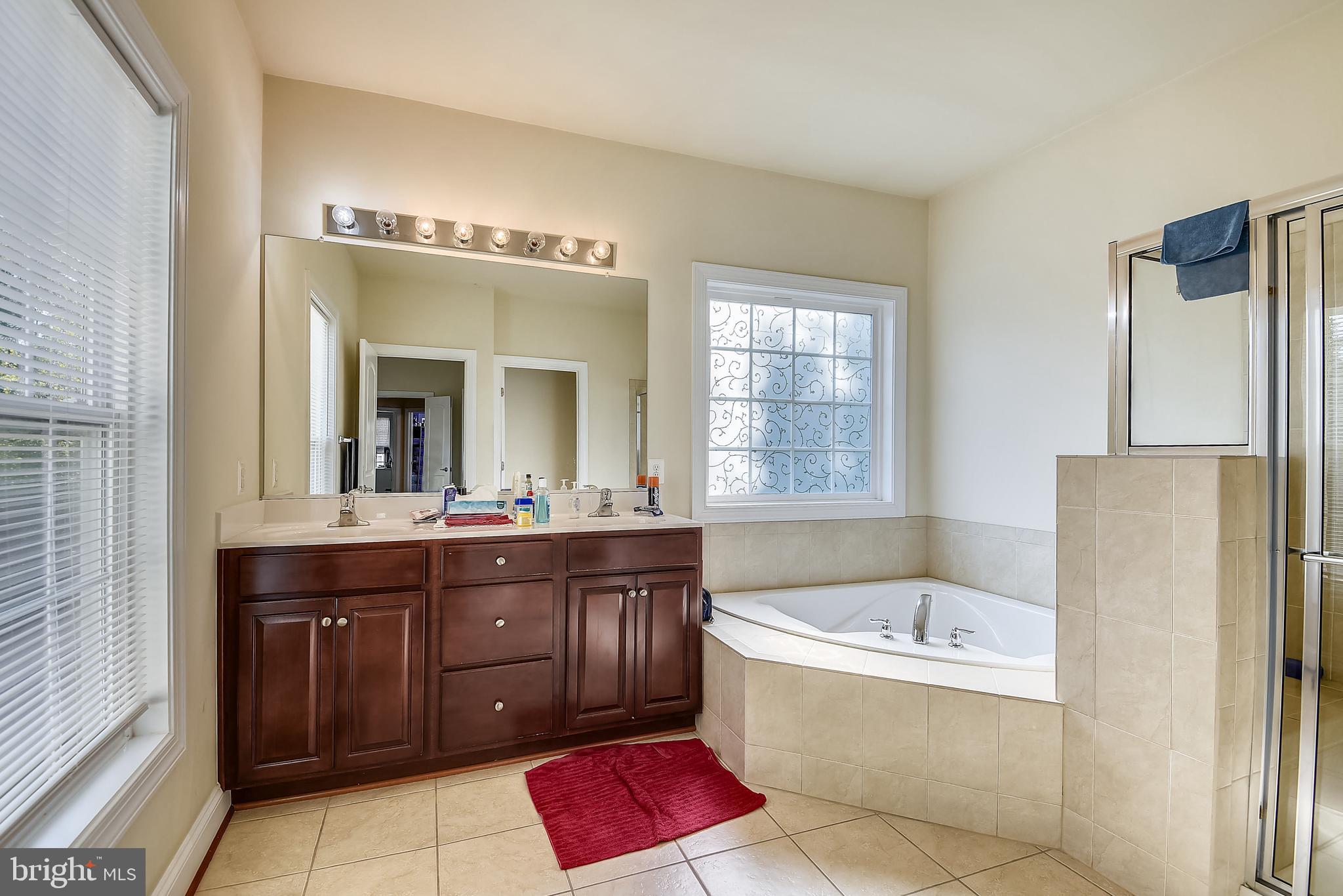 KINCAID FOREST - Residential