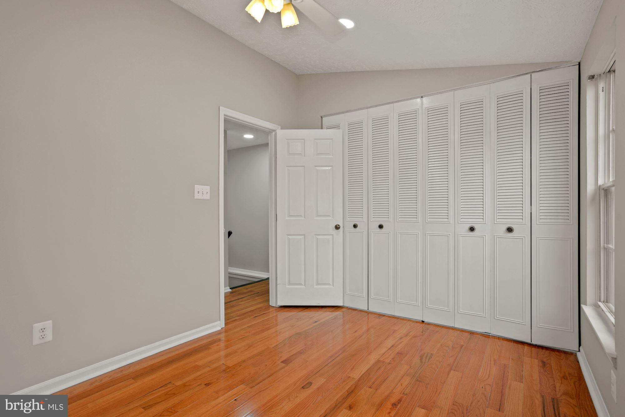 WOODCREST CLUSTER - Residential Lease