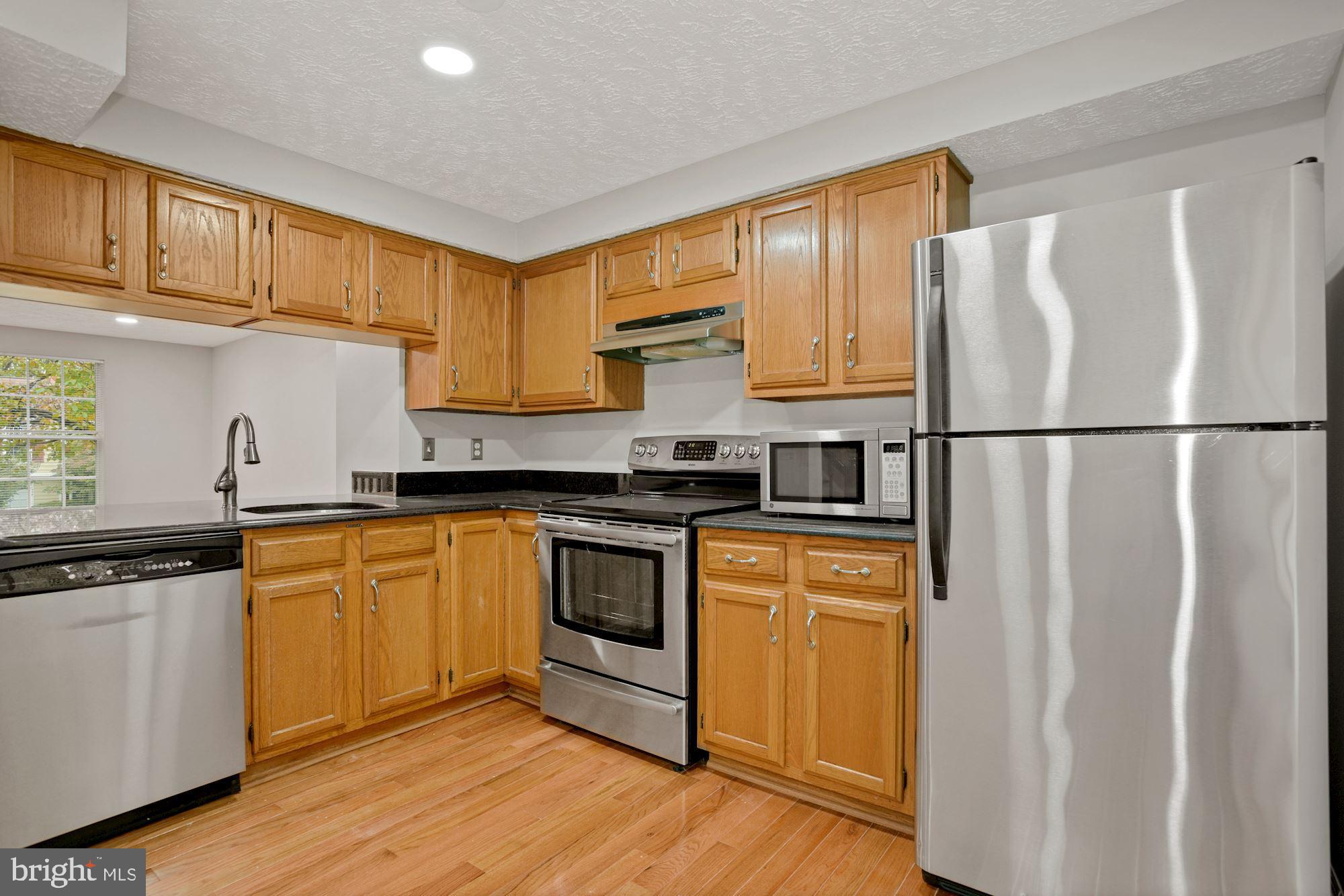 WOODCREST CLUSTER - Residential Lease