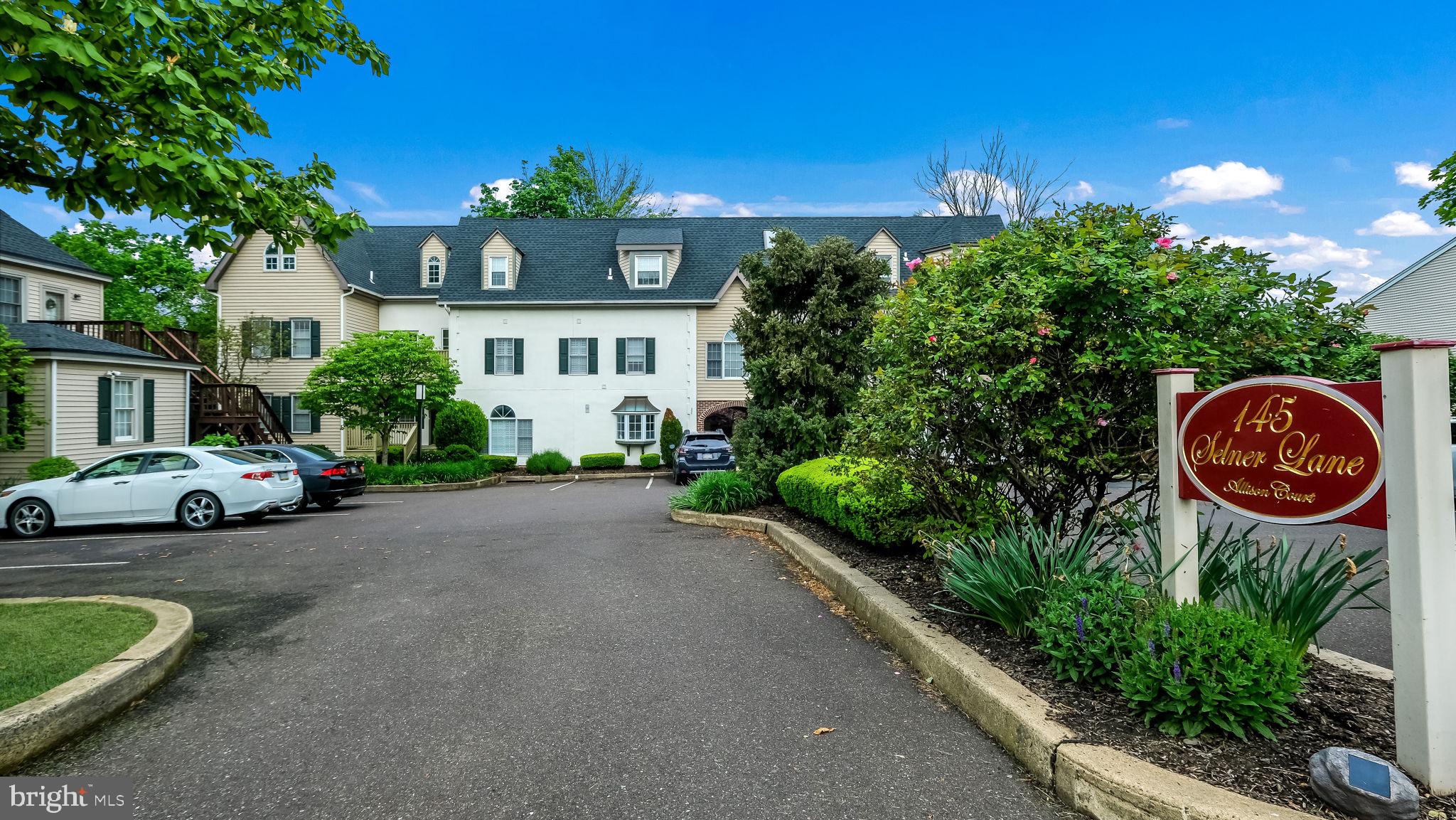 ALLISON COURT - Residential