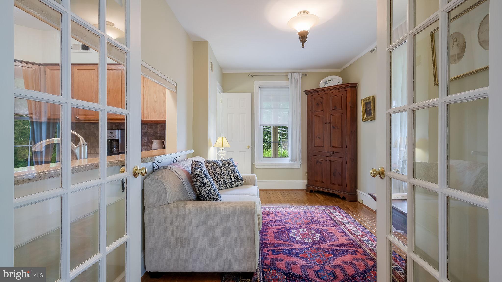 ALLISON COURT - Residential