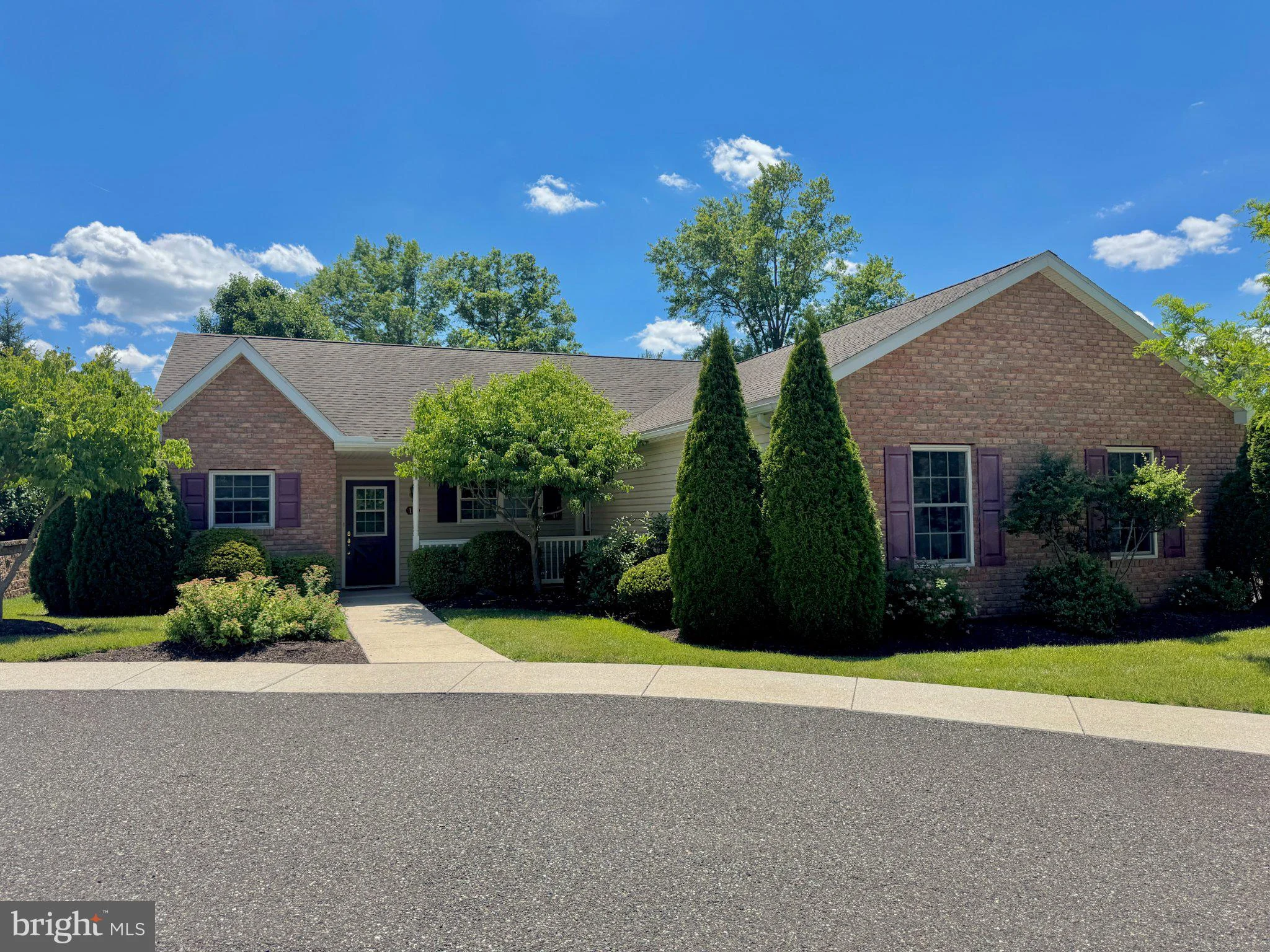 12 Ludwig Lane