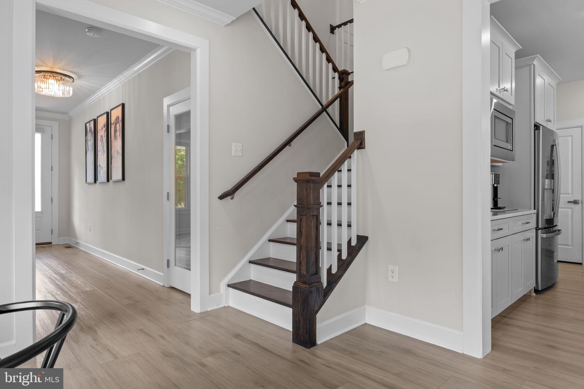 MAYFIELD - Residential