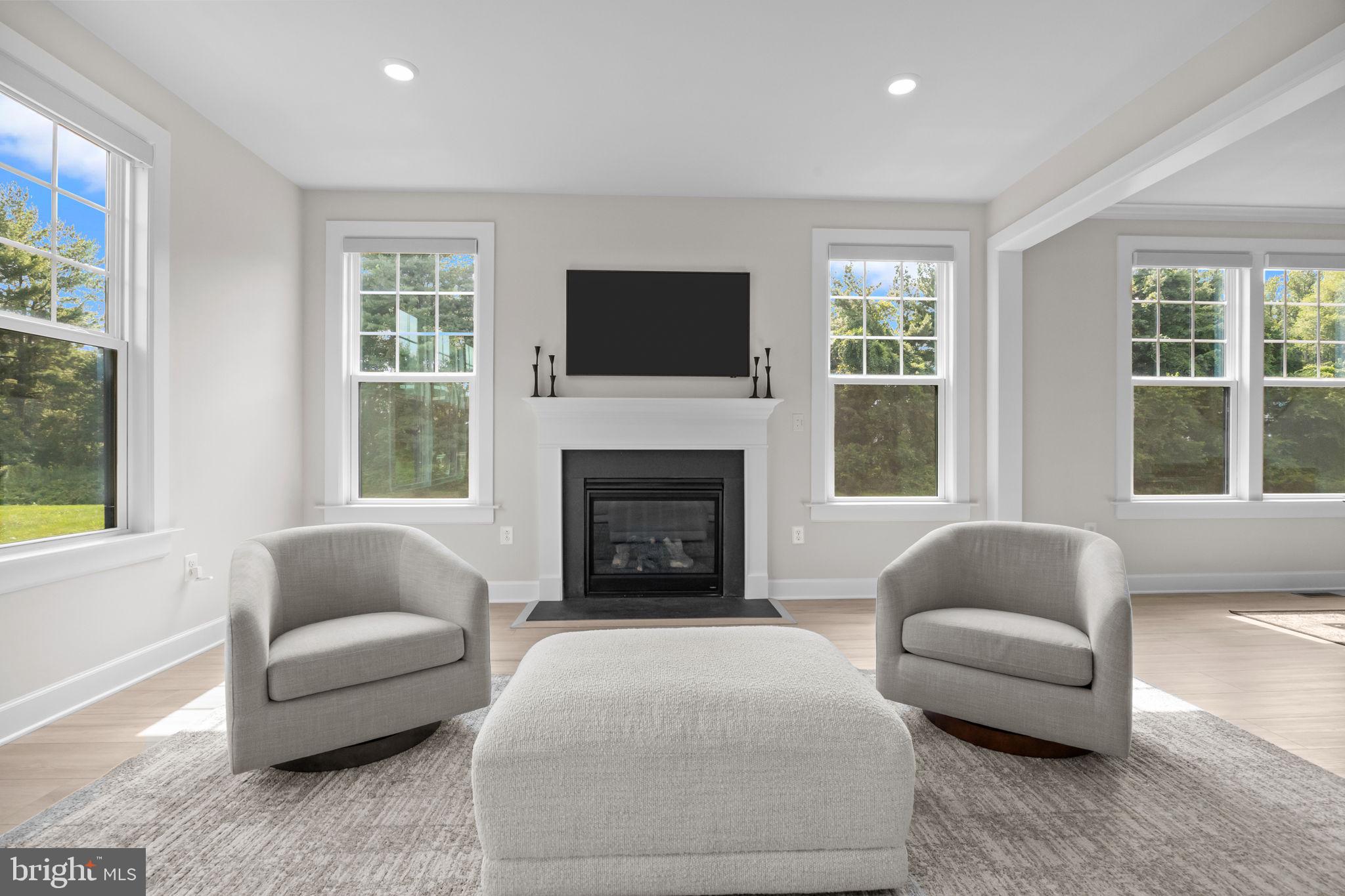 MAYFIELD - Residential