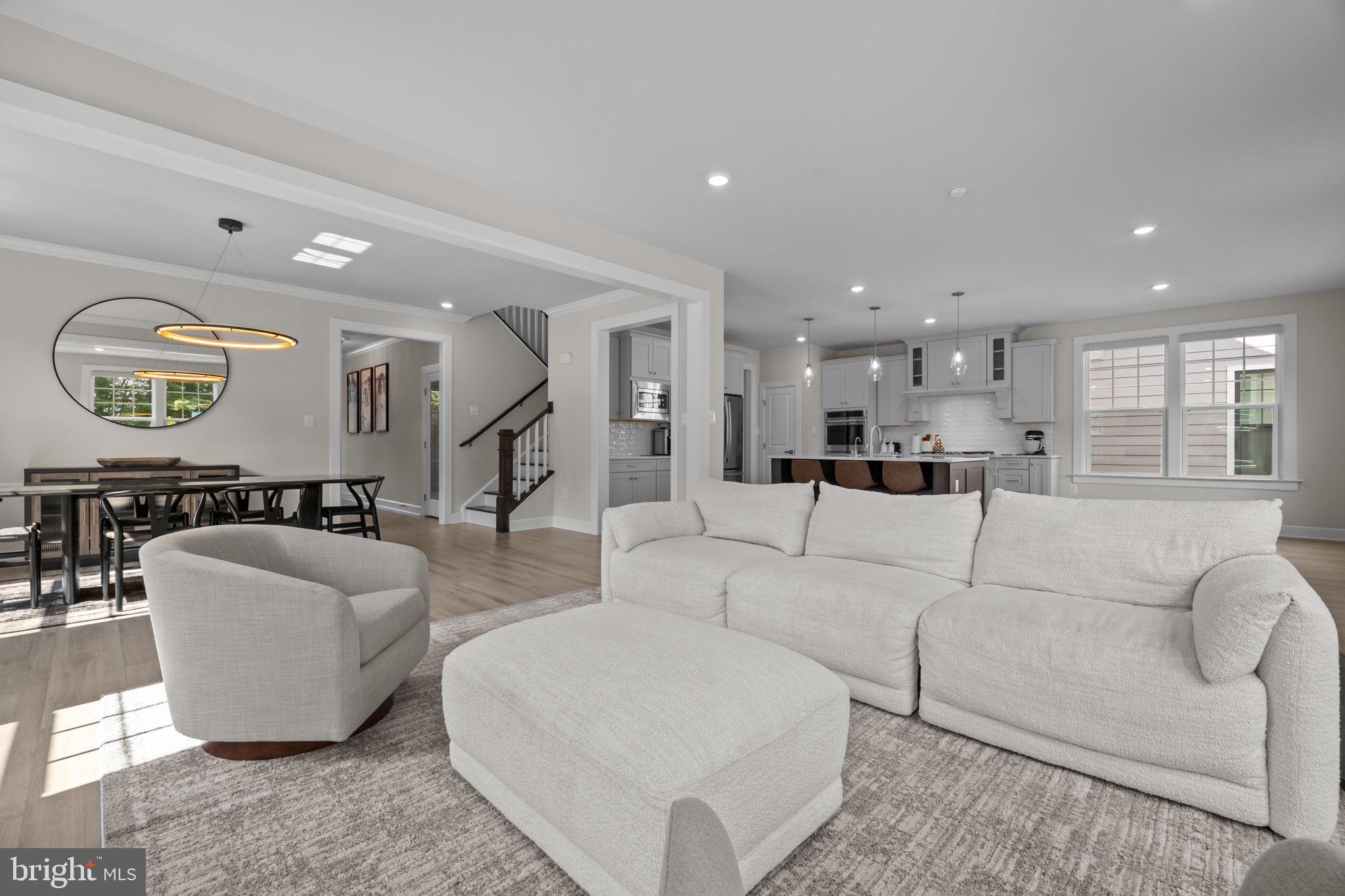 MAYFIELD - Residential