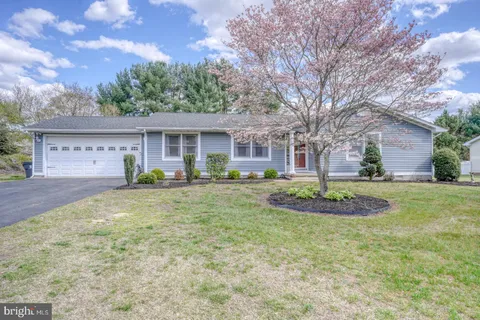 18 Lexington Drive, Milford, DE MLS: DESU2084232